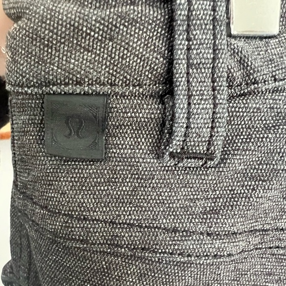 Lululemon Men’s ABC Pant Slim Tech Canvas Heathered Black 28 - Picture 6 of 9